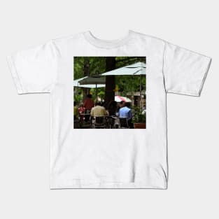 Lunch On The River Walk Kids T-Shirt